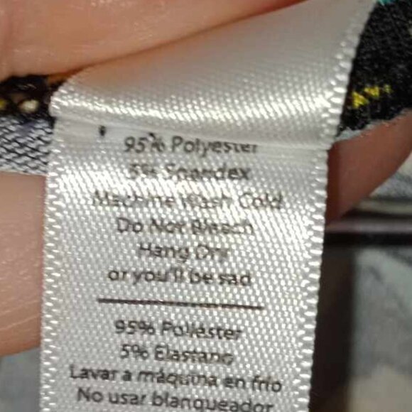 LuLaRoe Aqua + Yellow Geometric Print Top Size Small - Picture 8 of 9